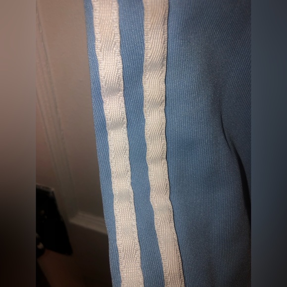 baby blue Adidas Sweatpants size M - Picture 7 of 11